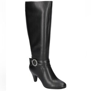 Bella Vita Roma Black Heeled Boots with Buckle, side zipper size 8 NEW
